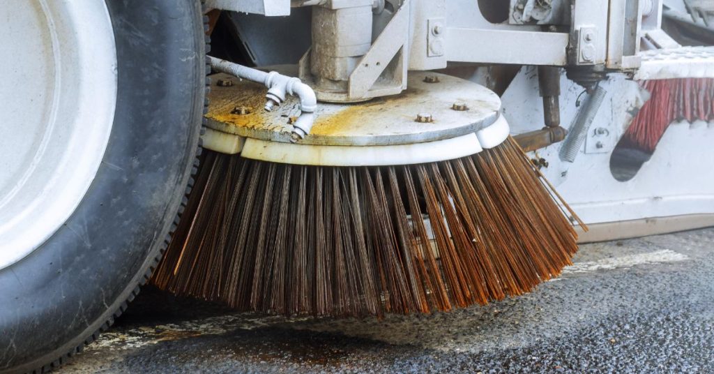 Top Tips and Guidelines for Safe Street Sweeping